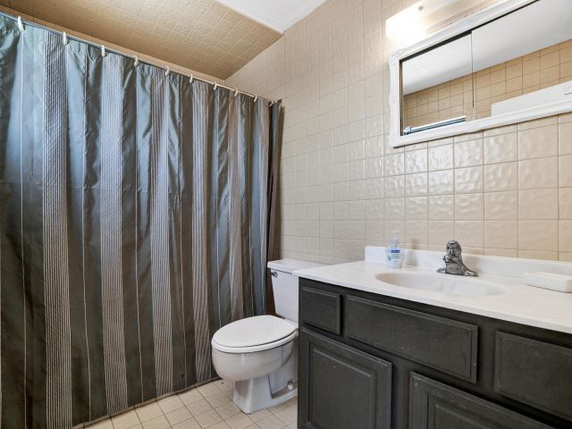 Дом в аренду по адресу 1901 N Riverside Drive Apt 1 - фото 6831511