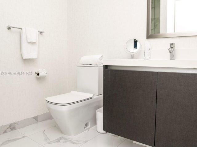 Продажа квартиры #1811 - фото 6789075