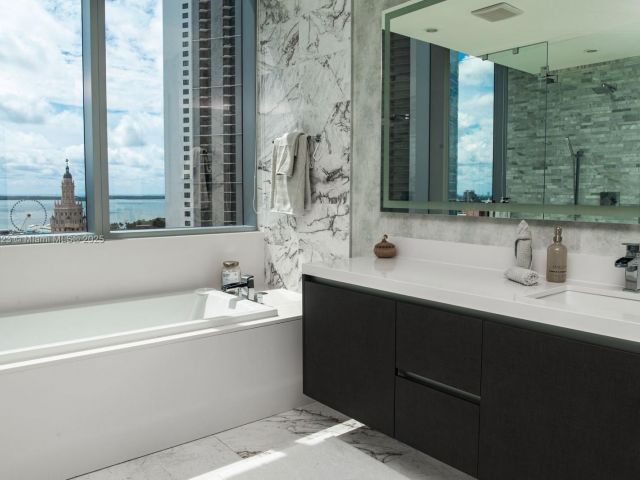 Продажа квартиры #1811 - фото 6789079