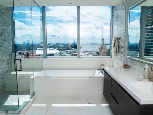 Продажа квартиры #1811 - фото 6789080