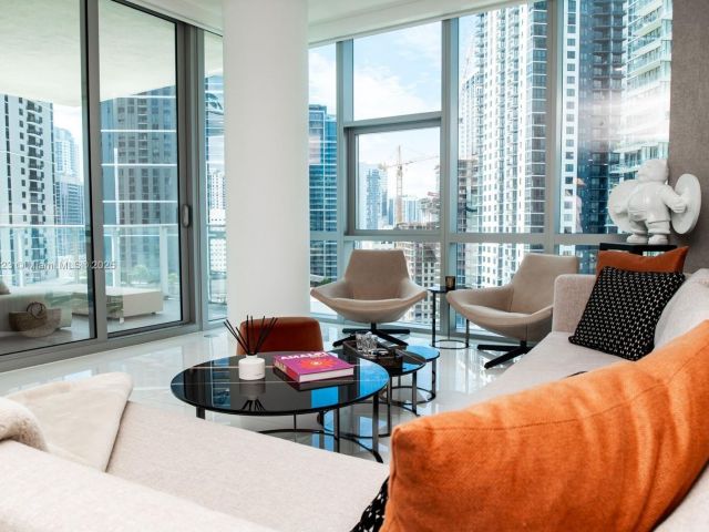 Продажа квартиры #1811 - фото 6789089