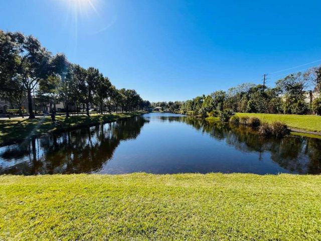 Дом в аренду по адресу 861 Summit Lake Drive 861 - фото 6798345