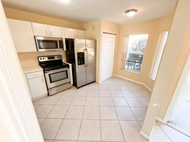 Дом в аренду по адресу 861 Summit Lake Drive 861 - фото 6798347