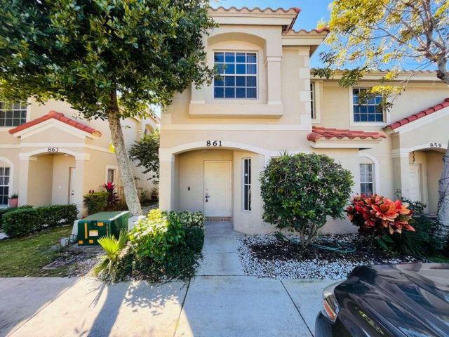 Дом в аренду по адресу 861 Summit Lake Drive 861 - фото 6798350