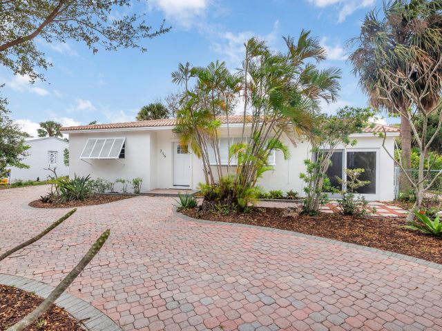 Дом в аренду по адресу 236 Ashworth Street - фото 6788751