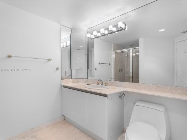 Продажа квартиры #1605 - фото 6789113