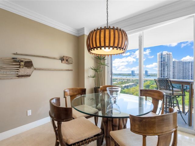 Продажа квартиры #1605 - фото 6789115