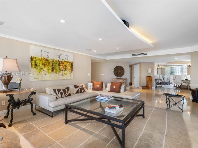 Продажа квартиры #1605 - фото 6789122