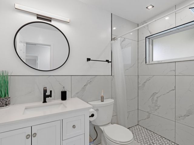 Продажа дома по адресу 1093 SW 14th Street - фото 6830240