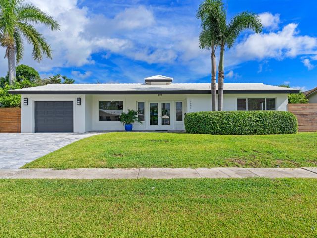 Продажа дома по адресу 1093 SW 14th Street - фото 6830250