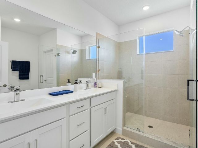 Продажа дома по адресу 13404 Brotherhood Way - фото 6826992