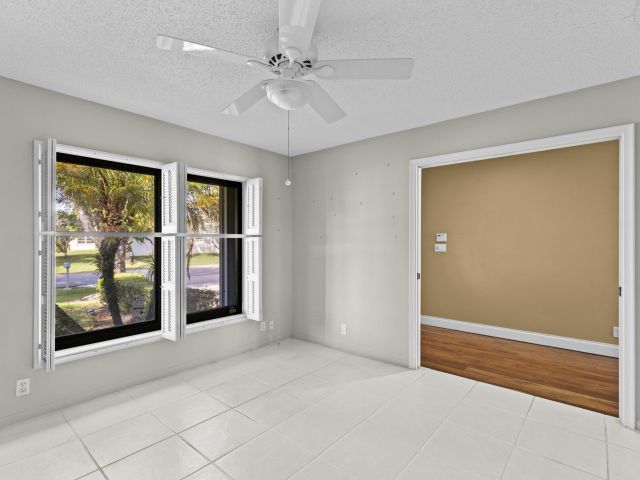 Продажа дома по адресу 7974 Cloverfield Circle - фото 6814349