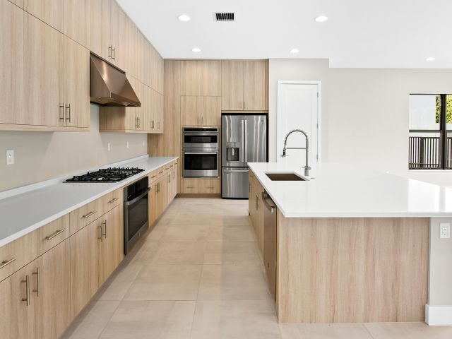 Продажа дома по адресу 20318 Castle Stuart Ave - фото 6809130