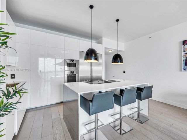 Продажа квартиры #1906 - фото 6796448