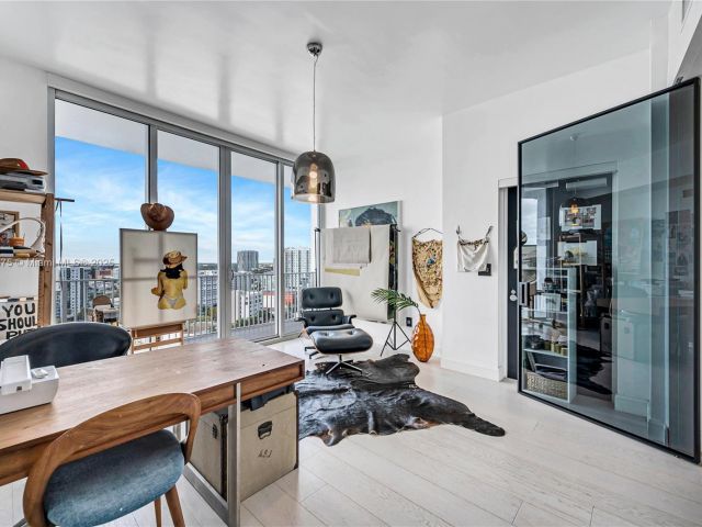 Продажа квартиры #1906 - фото 6796455