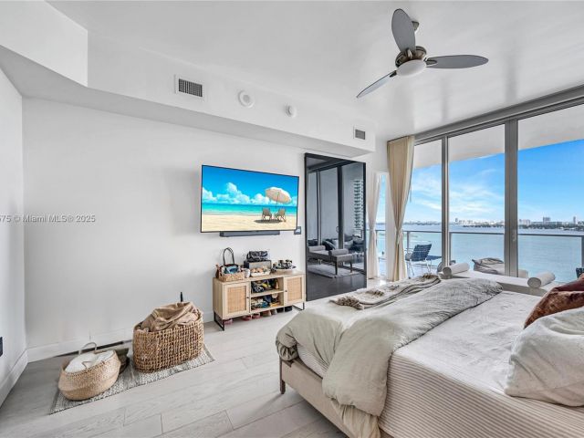 Продажа квартиры #1906 - фото 6796459