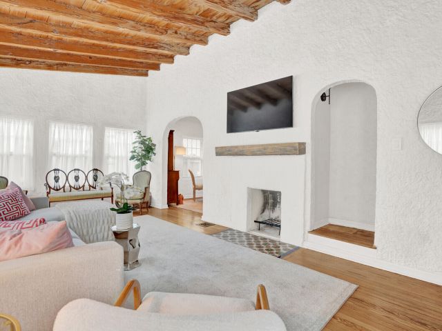 Продажа дома по адресу 529 34th Street - фото 6808488