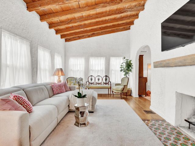 Продажа дома по адресу 529 34th Street - фото 6808490