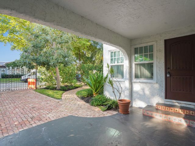 Продажа дома по адресу 529 34th Street - фото 6808494