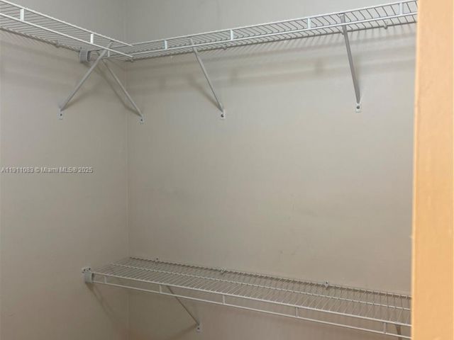 Дом в аренду по адресу 854 NW 208th Dr 854 - фото 7466948