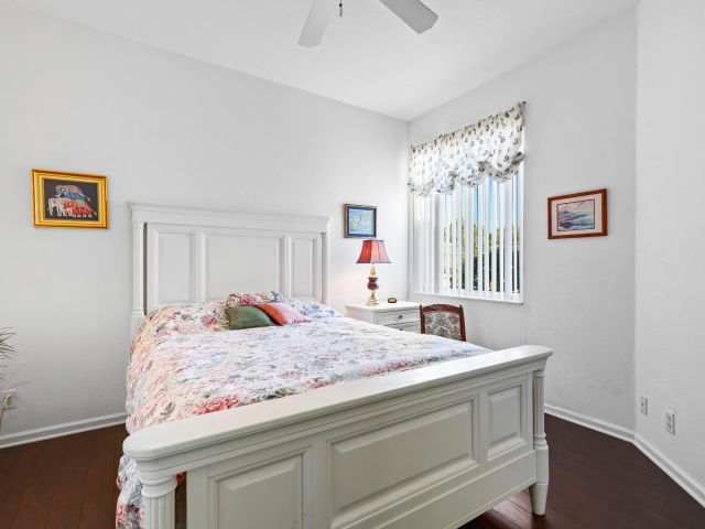 Продажа дома по адресу 9082 Bay Point Cir Circle - фото 6830094