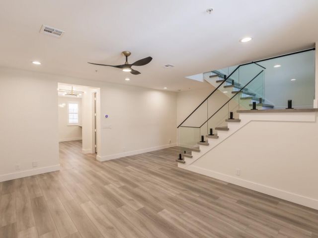 Дом в аренду по адресу 312 W Mallory Circle - фото 6798644