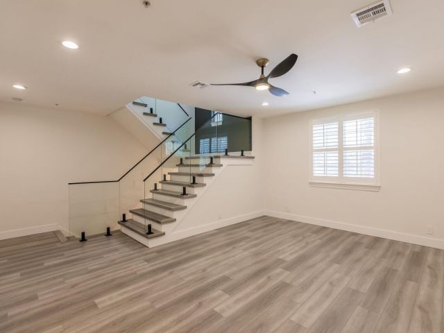 Дом в аренду по адресу 312 W Mallory Circle - фото 6798645