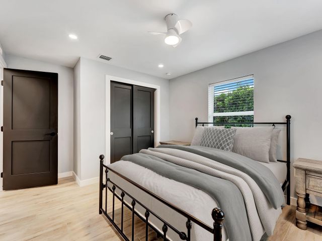 Дом в аренду по адресу 320 NW 3rd Avenue - фото 6798558