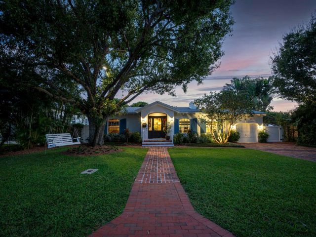 Дом в аренду по адресу 302 NW 16th Street - фото 6798633