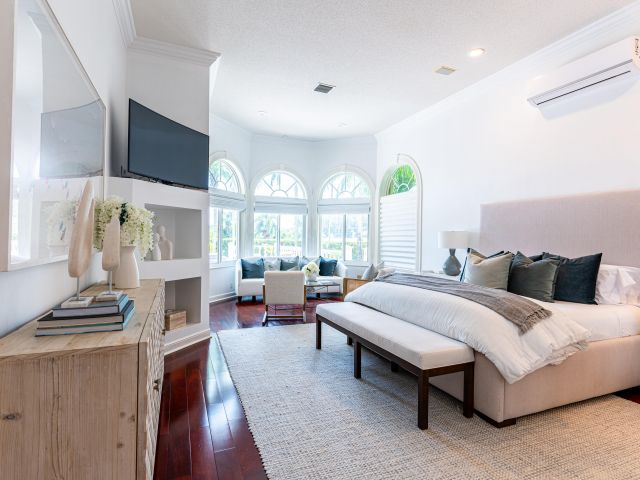 Продажа дома по адресу 15495 Tall Oak Avenue - фото 6803584