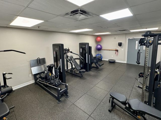 Дом в аренду по адресу 16843 Boca Delray Drive - фото 6810179