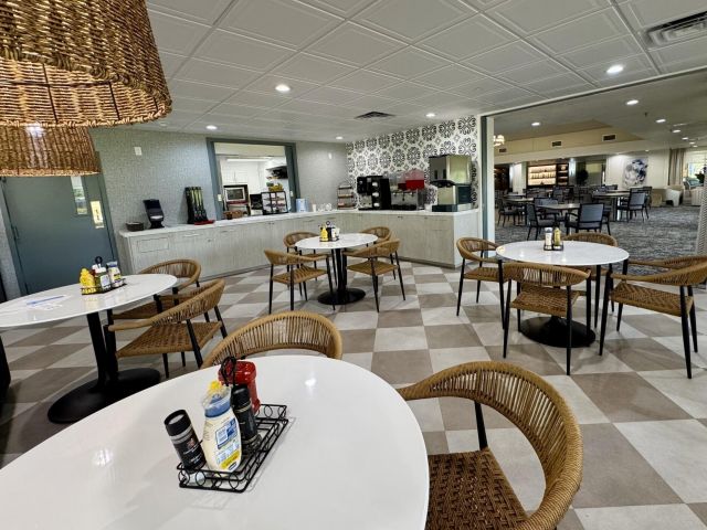 Дом в аренду по адресу 16843 Boca Delray Drive - фото 6810183