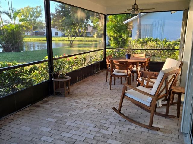 Дом в аренду по адресу 16843 Boca Delray Drive - фото 6810195