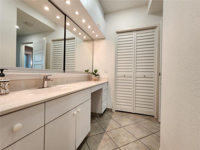 Продажа квартиры #1202 - фото 6792581