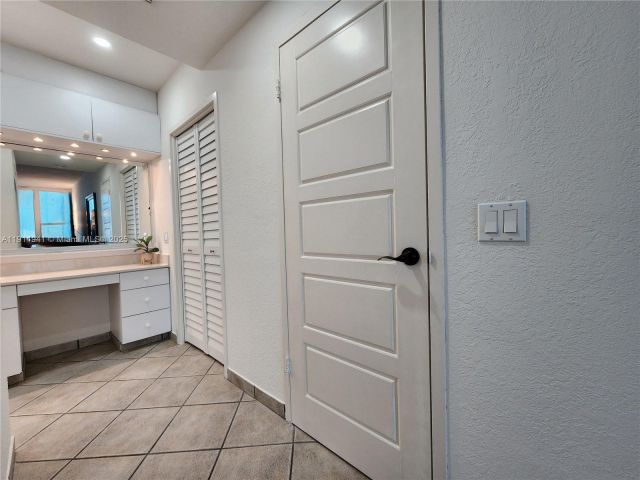 Продажа квартиры #1202 - фото 6792583