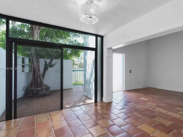 Продажа дома по адресу 20908 Leeward Ct 231-3 - фото 6792669