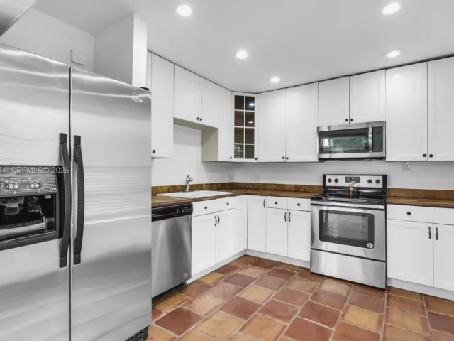 Продажа дома по адресу 20908 Leeward Ct 231-3 - фото 6792672