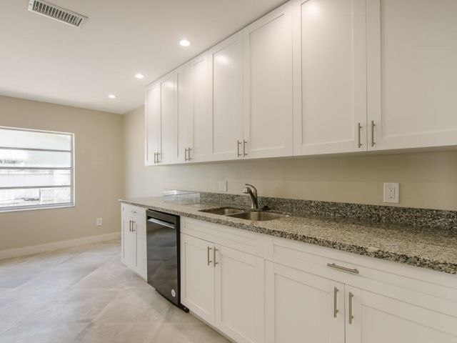 Продажа дома по адресу 22710 SW 65th Circle - фото 6808930