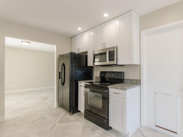 Продажа дома по адресу 22710 SW 65th Circle - фото 6808931