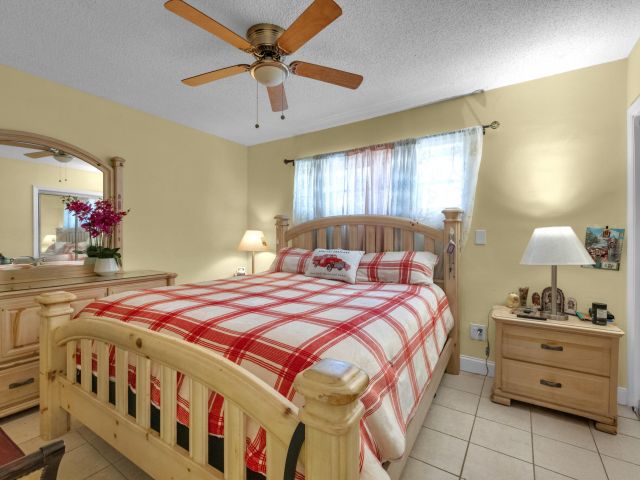 Продажа дома по адресу 7050 Raleigh Street - фото 6809639