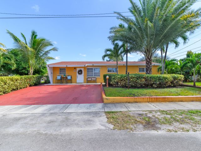 Продажа дома по адресу 7050 Raleigh Street - фото 6809657