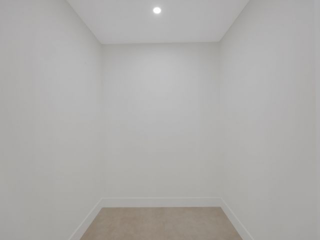 Дом в аренду по адресу 5537 NW 21 Way - фото 6797111