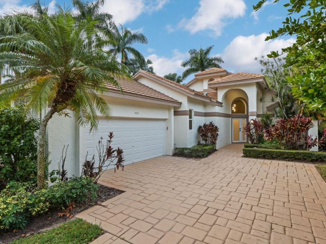 Дом в аренду по адресу 5537 NW 21 Way - фото 6797125