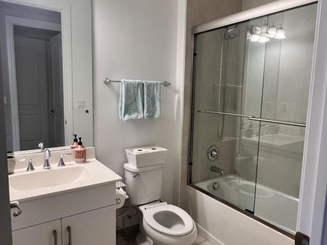 Дом в аренду по адресу 9932 Brickhill Drive - фото 6797095