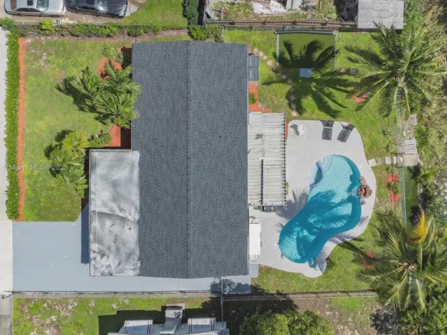 Дом в аренду по адресу 390 NW 40th St - фото 6794775