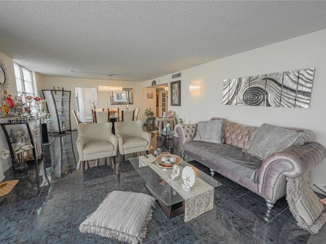 Продажа квартиры #1503 - фото 6799267