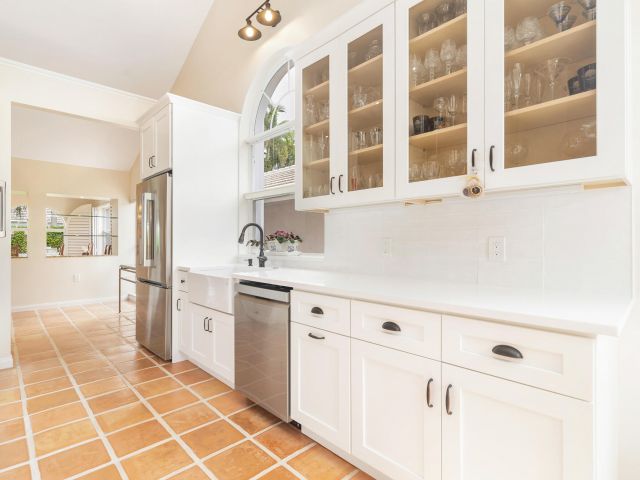 Дом в аренду по адресу 2725 Meadowlark Lane - фото 6797032