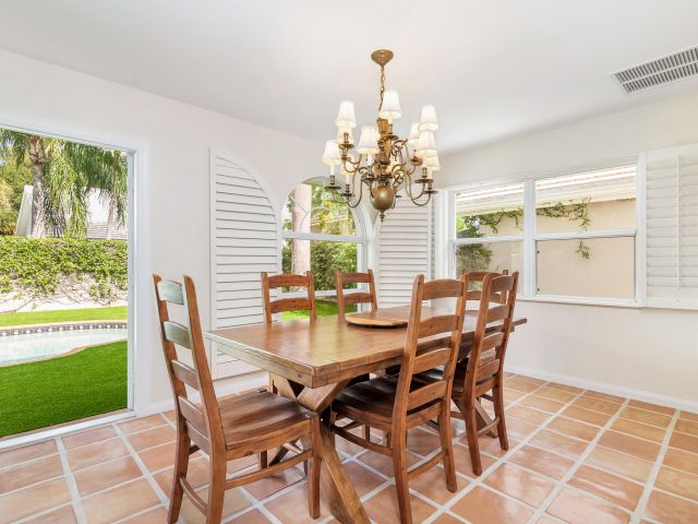 Дом в аренду по адресу 2725 Meadowlark Lane - фото 6797034