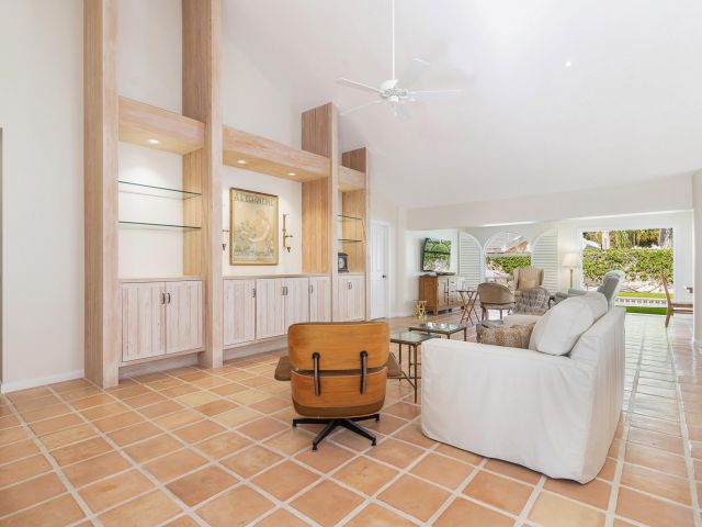 Дом в аренду по адресу 2725 Meadowlark Lane - фото 6797041