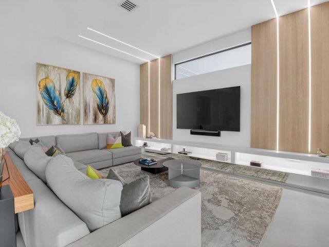 Продажа дома по адресу 9083 Benedetta Place - фото 6809177